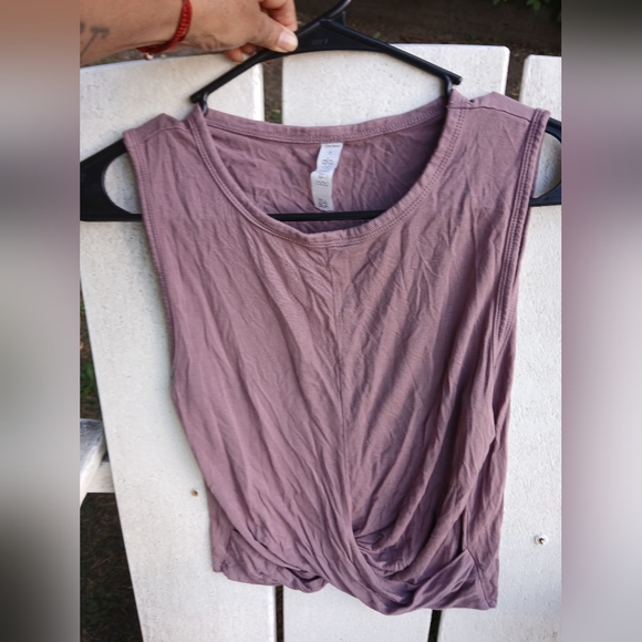 ALO Yoga Dusty Purple Tank Top - Picture 1 of 6